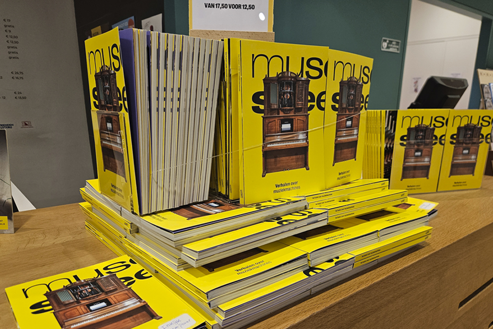 Museum Speelklok catalogusboek Museum Speelklok catalogusboek te koop